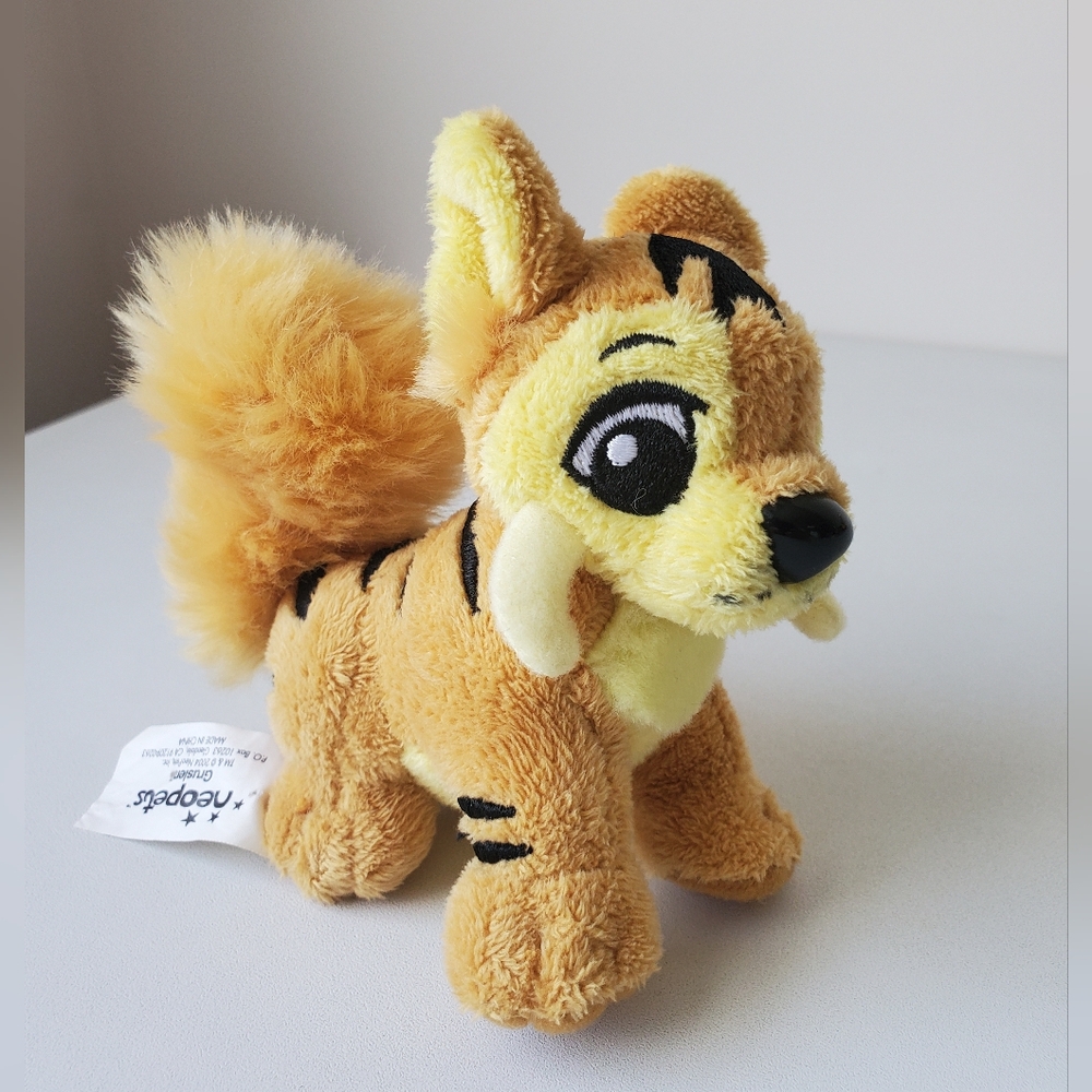 Neopets Gruslen Petpet 4" Vintage Plushie NWOT